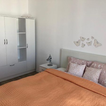 Dora High Life - North Apartment Stefanestii de Jos Екстериор снимка