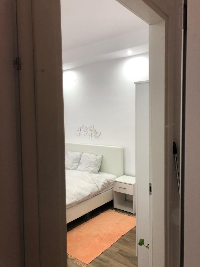 Dora High Life - North Apartment Stefanestii de Jos Екстериор снимка