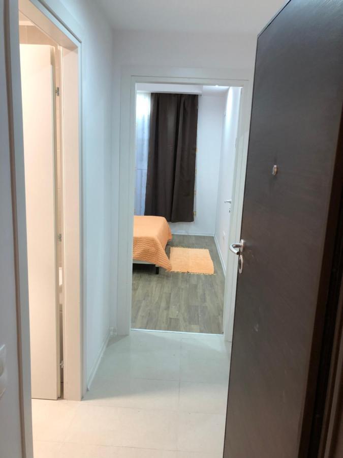 Dora High Life - North Apartment Stefanestii de Jos Екстериор снимка